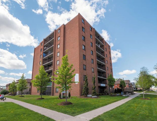 Askin Tower Apartments — 1 Bedroom, 1 Bath B - Photo 1
