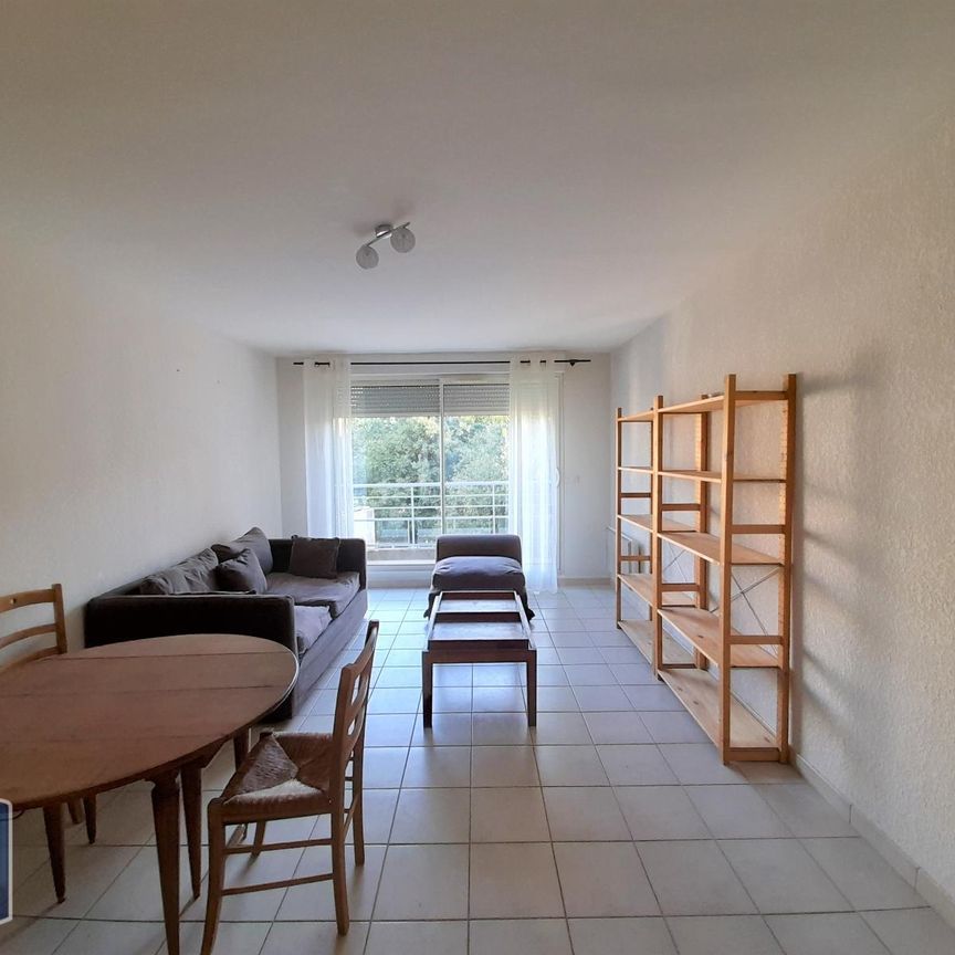 Location Appartement 2 pièces 53m² PERTUIS 84120 - Photo 1