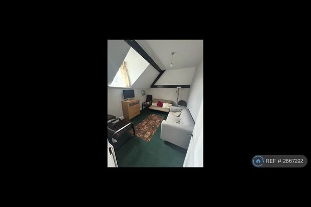 3 bedroom flat to rent - Photo 1