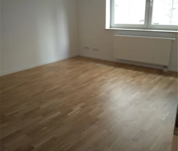 Hochwertig sanierte 2-Raum-Wohnung mitten in der Altstadt - Photo 1