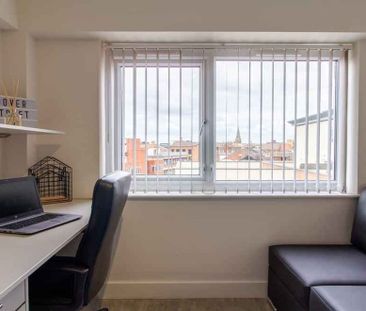 York Street - Standard Ensuite - Photo 6