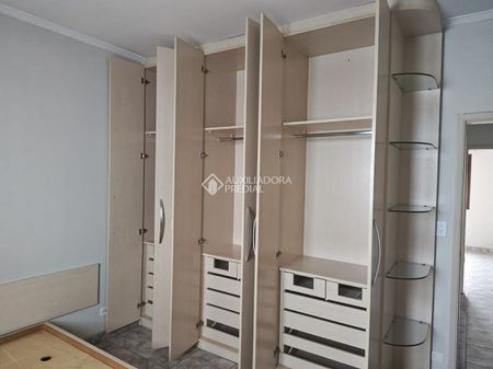 Sobrado com 2 quartos e 100m² para alugar em Vila Lucinda, Santo André. - Foto 4
