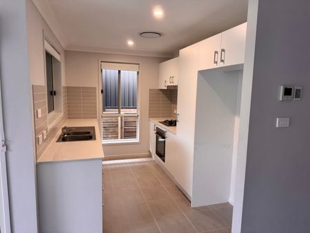 Beautiful presented home in the peaceful suburb of Heddon Greta - Photo 5
