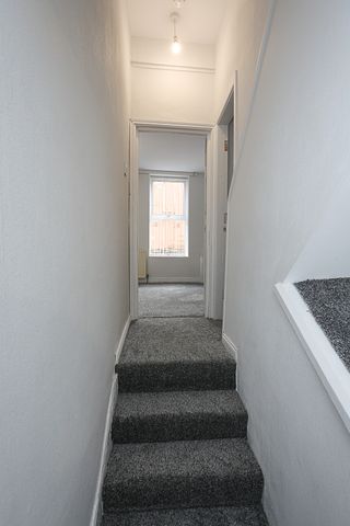 9c Crosby Street, Bangor, BT20 5EE - Photo 3