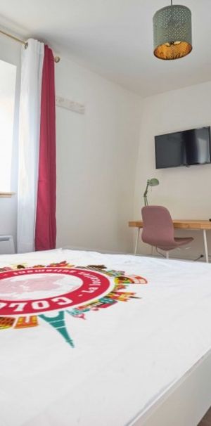 DUNKERQUE R Roommate 5 Bedrooms at Lambersart - Photo 1