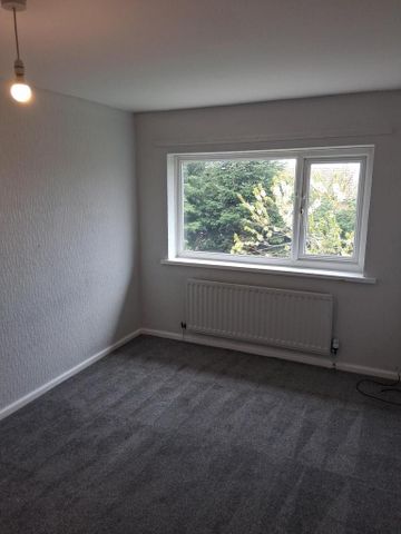 2 bedroom semi-detached house to rent - Photo 4