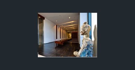 Elegant Apartment, Convenient location and Comfortable Living. - Photo 5