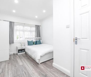 Studio to rent - Photo 3