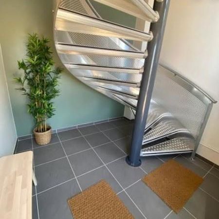 Sur les Quais, Pleine vue Port, Appartement de Type 3 en duplex MEUBLE - Photo 1