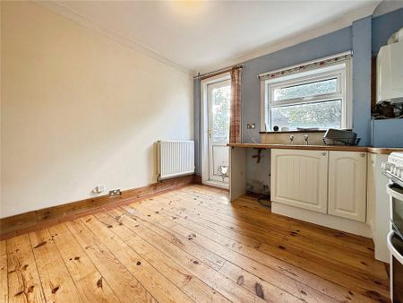 2 bedroom terraced house to rent - Photo 5