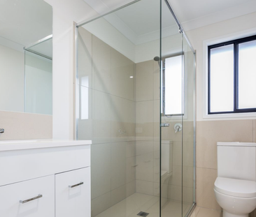 2/47 Ludwig Street, Leichhardt QLD 4305 - House For Rent - $360 | D... - Photo 1