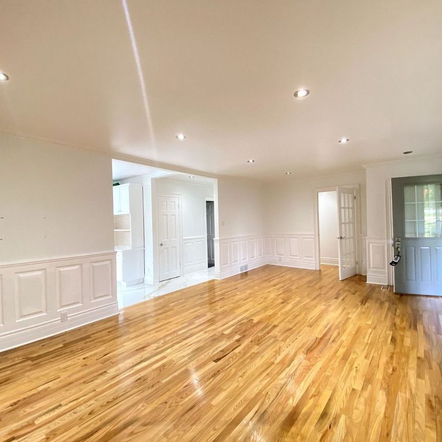 For Lease - 16605 Jane Street, King, Ontario - Photo 1