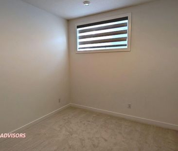 BSMT 586 Rangeview Street Southeast - Photo 3