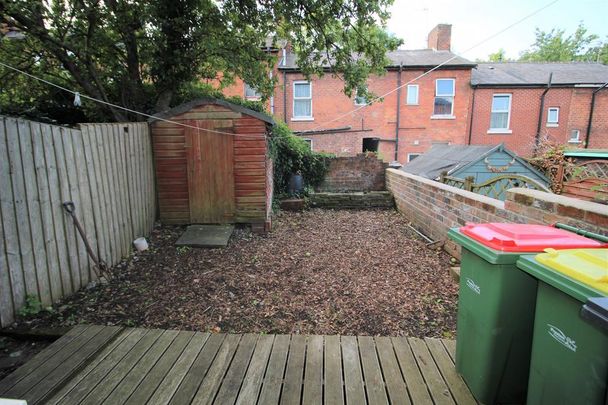 3 bedroom terraced house to rent - Photo 1