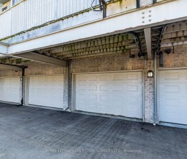 Condo Townhouse For Lease | W9245254 - Photo 6