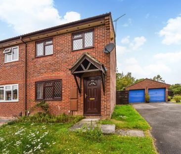 3 bedroom semi-detached house to rent - Photo 1