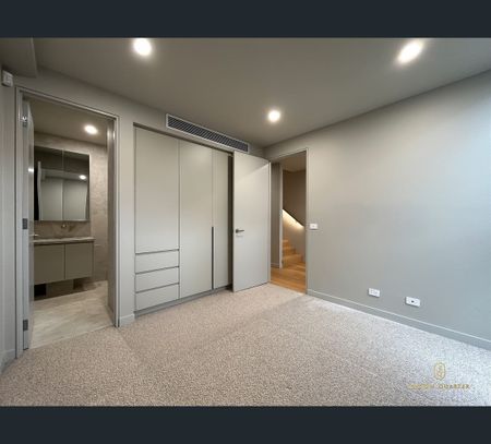 13/28 Service Rd, Blackburn, Vic 3130 - Photo 2