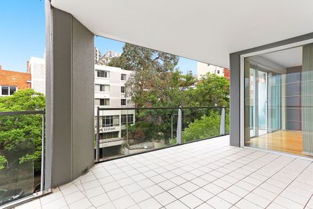 Modern One Bedroom Apartment with Large Balcony - Unfurnished - Photo 5