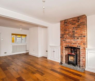 3 bedroom terraced house to rent - Photo 2