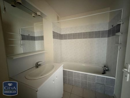 Location Appartement 2 pièces 45m² VILLENEUVE SUR LOT 47300 - Photo 5