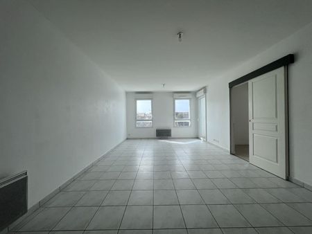 Location Appartement 2 pièces 47m² - Photo 3