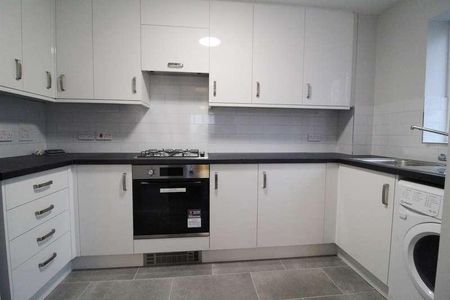 Capital Point, Temple Place, Reading, RG1 - Photo 2