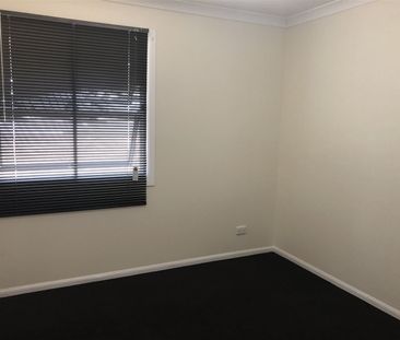 5 School Road, Elimbah QLD 4516 - House For Rent - $540 | Domain - Photo 3