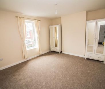 2 bedroom flat to rent - Photo 6