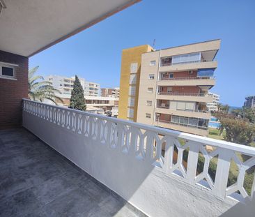- THREE BEDROOMS APARTMENT FOR RENT IN PUNTA PRIMA - Photo 2