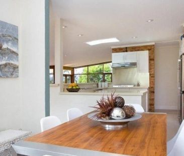 Breathtaking Harbour Views & Unmatched Lifestyle in the Heart of Gr... - Photo 1