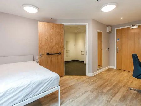 7 Bed Cluster - Photo 5