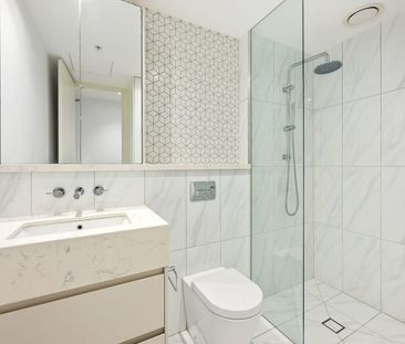 High on Malvern Hill – Stylish One-Bedroom Living - Photo 5