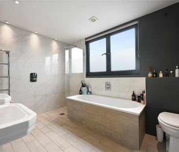 4 bedroom terraced house to rent - Photo 2