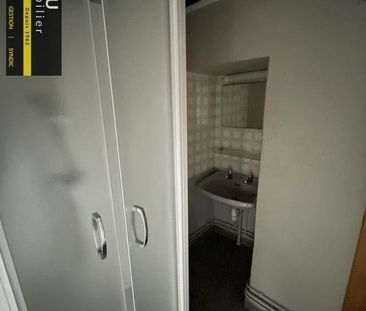 Location Appartement 1 pièce 23m² - Photo 3