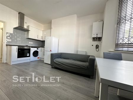 Evington Road, Leicester, Leicestershire, LE2 1QG - Photo 2