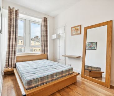 Dumbarton Road - Photo 1