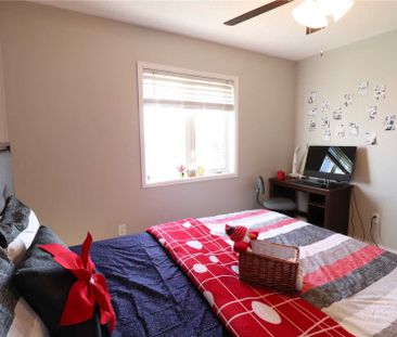 For Lease - 14 Mccartney Avenue, Whitby, Ontario - Photo 2