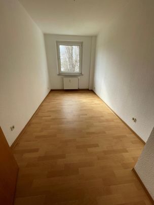 Tolle 5-Raum-Wohnung in guter Nachbarschaft! - Photo 1