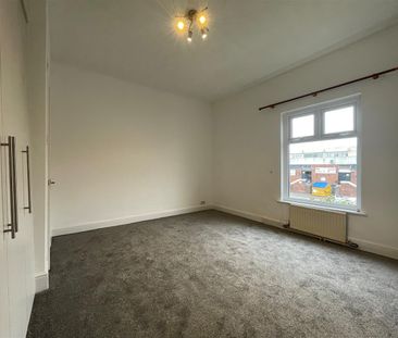 Wellington Road, Swinton, Manchester - Photo 6