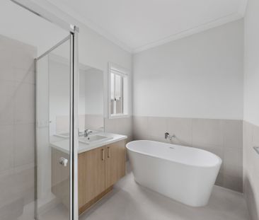 24 Cordyline Street, Mount Duneed VIC 3217 - House For Rent | Domain - Photo 6