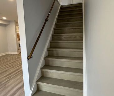 For Lease - 1537 Dundas Street Unit# Upper, Toronto, Ontario - Photo 5