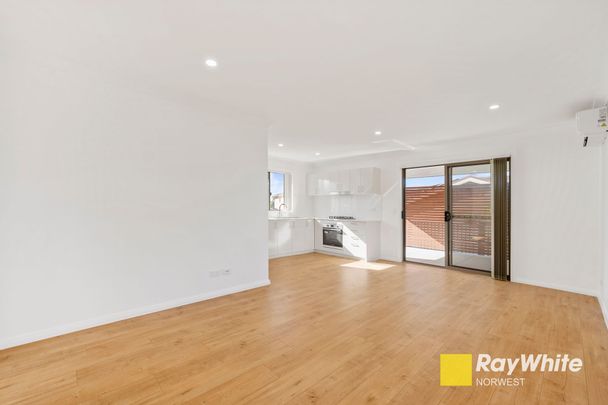 Cozy 2-Bedroom Home in Quiet Glenwood - Photo 1