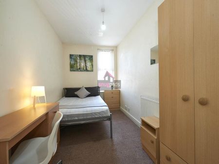 6 bedroom house to rent - Photo 5