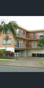 Charming One Bedroom Apartment in the Heart of Bulimba - Photo 4