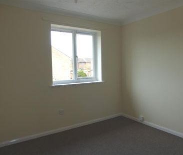 Grove Close, Dereham, Scarning - Photo 5