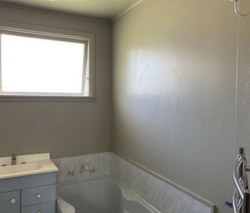 3 Bedroom home - Photo 2