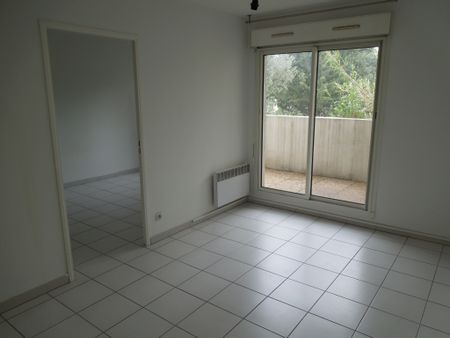 Location Appartement 2 pièces 31m² MONTPELLIER 34090 - Photo 5
