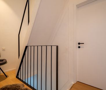 KORTRIJK - Instapklare woning met 2 SLPK. + bureau én stadskoer - Foto 1