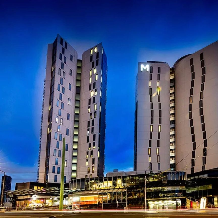 Veg only - Fully furnished Apartment for rent in Docklands - Photo 1