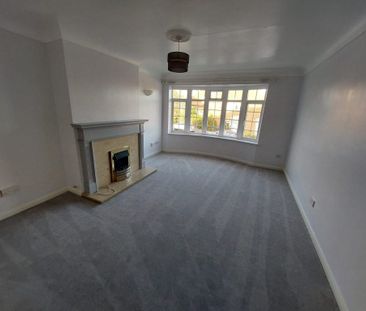 2 Bedroom Flat / Apartment - Kingsfield, Bursledon - Photo 5